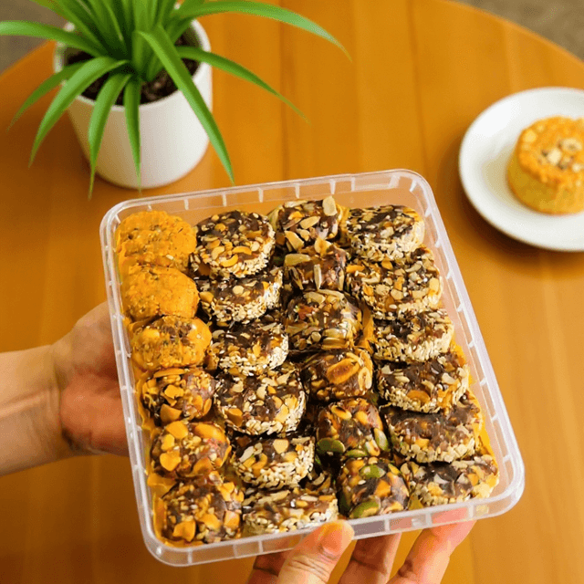 100% চিনিমুক্ত উচ্চ পুষ্টিগুণ সম্পন্ন খেজুর বাদাম বরফি